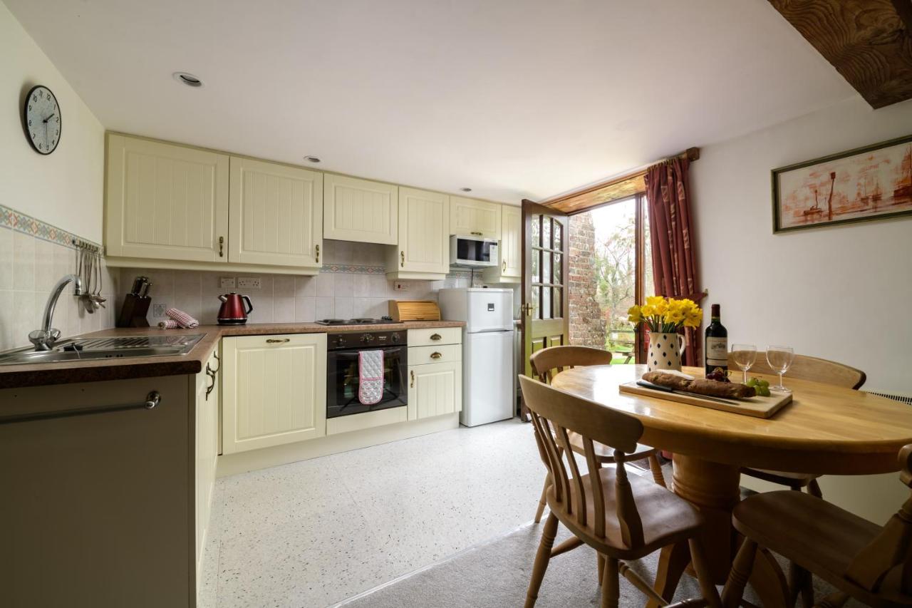 Luccombe Farm Holiday Cottages Milton Abbas المظهر الخارجي الصورة
